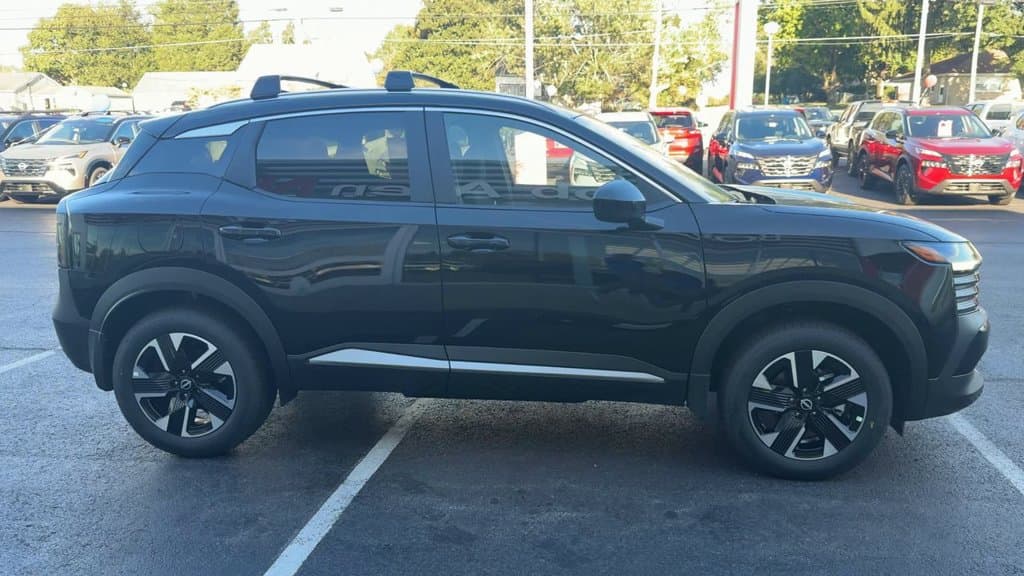 New 2027 Nissan Kicks SV - photo - 7