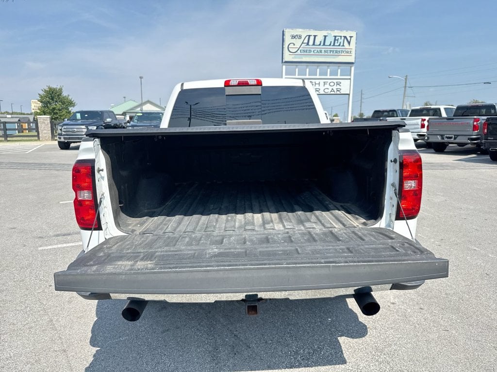 Pre-Owned 2015 Chevrolet Silverado 1500 LT - photo - 8