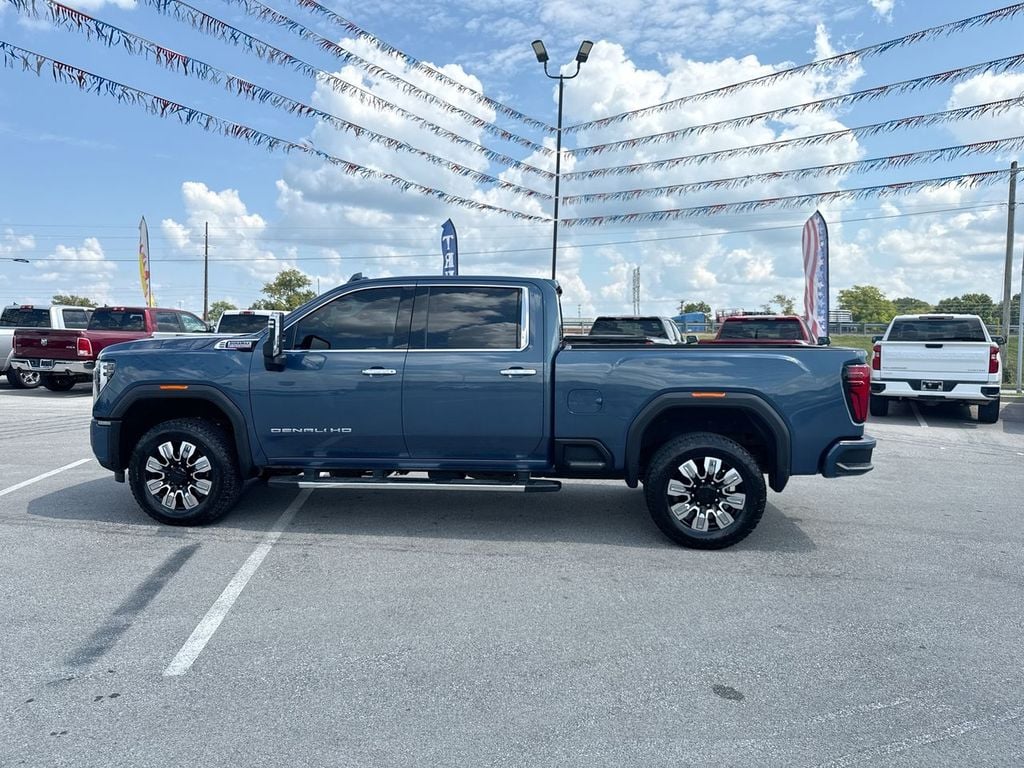 Pre-Owned 2026 GMC Sierra 2500HD Denali - photo - 10