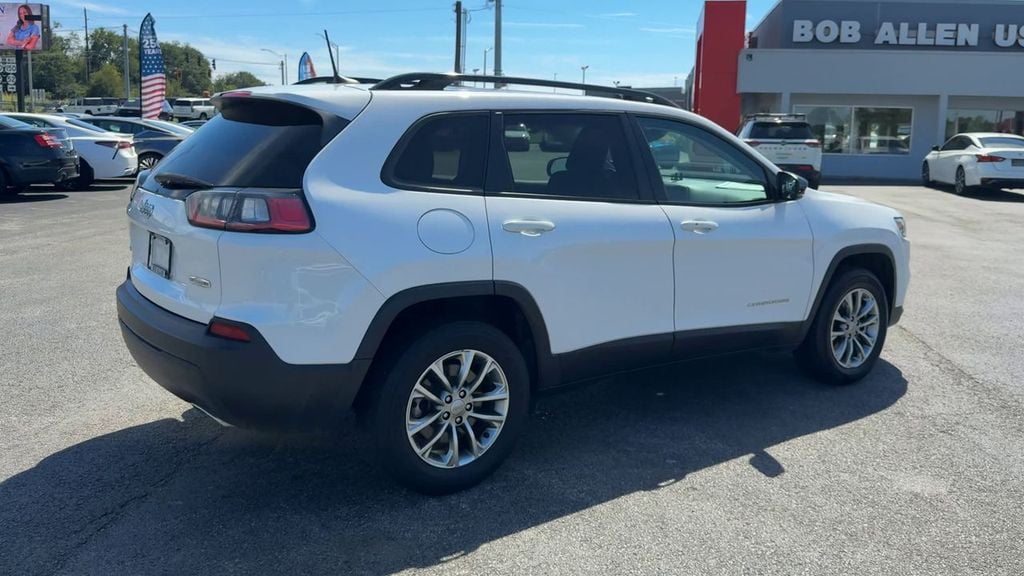Pre-Owned 2022 Jeep Cherokee Latitude Lux - photo - 6