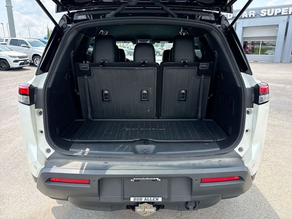 Pre-Owned 2024 Nissan Pathfinder Rock Creek - photo - 16