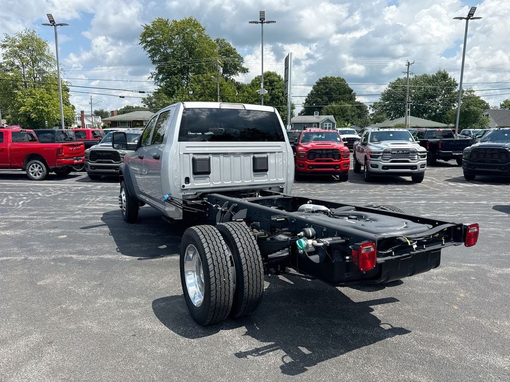 New 2026 Ram 4500HD Tradesman - photo - 11