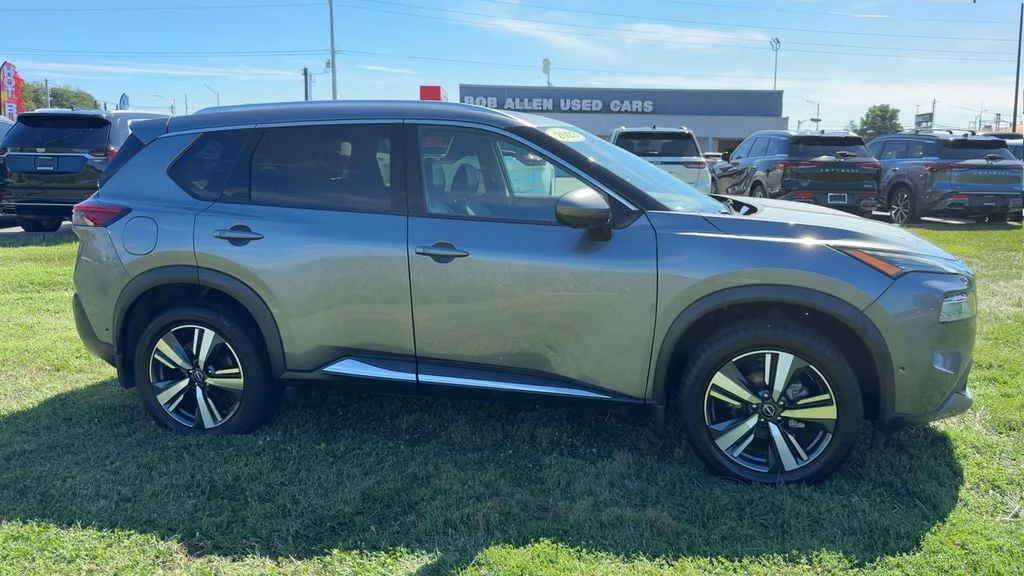Pre-Owned 2023 Nissan Rogue SL - photo - 7