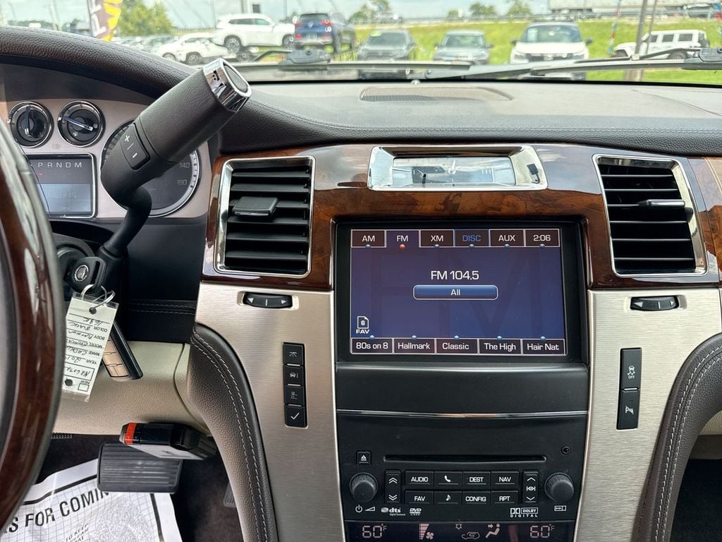 Pre-Owned 2014 Cadillac Escalade Platinum Edition - photo - 20