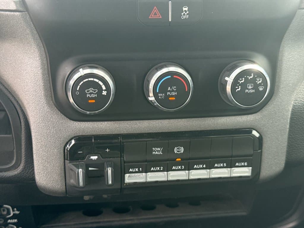 Pre-Owned 2024 Ram 4500HD Tradesman - photo - 27