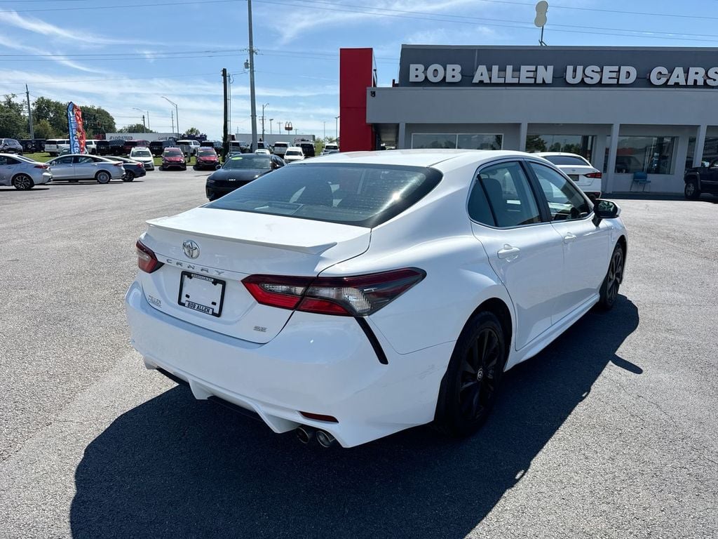 Pre-Owned 2024 Toyota Camry - photo - 12