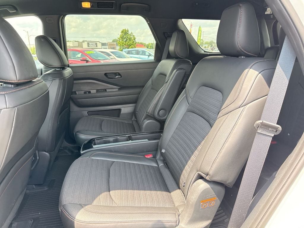 Pre-Owned 2024 Nissan Pathfinder Rock Creek - photo - 19
