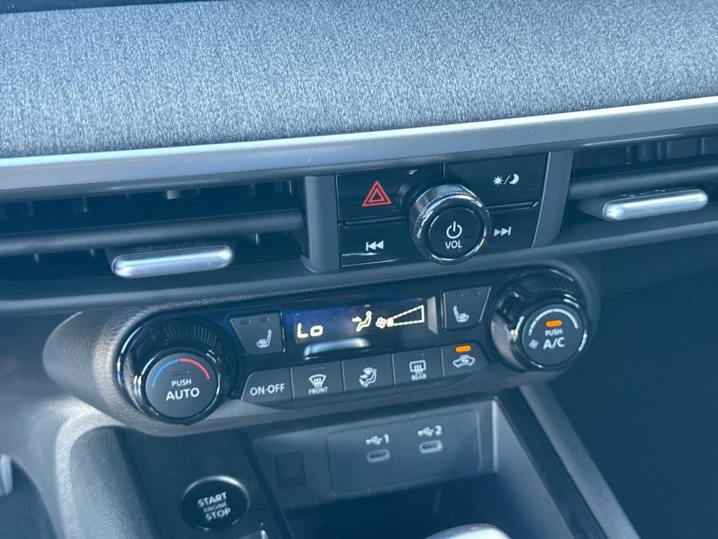 New 2027 Nissan Kicks SV - photo - 28