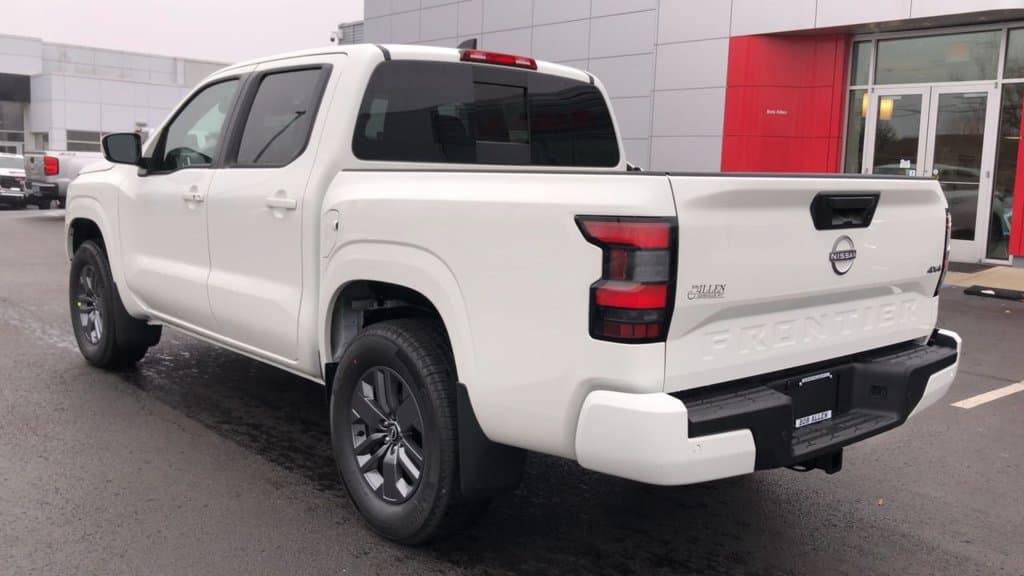 New 2026 Nissan Frontier SV - photo - 5