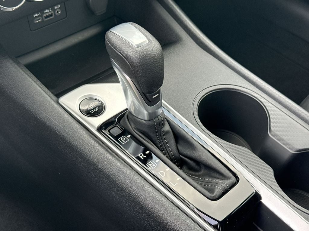 New 2026 Nissan Altima 2.5 SV - photo - 25