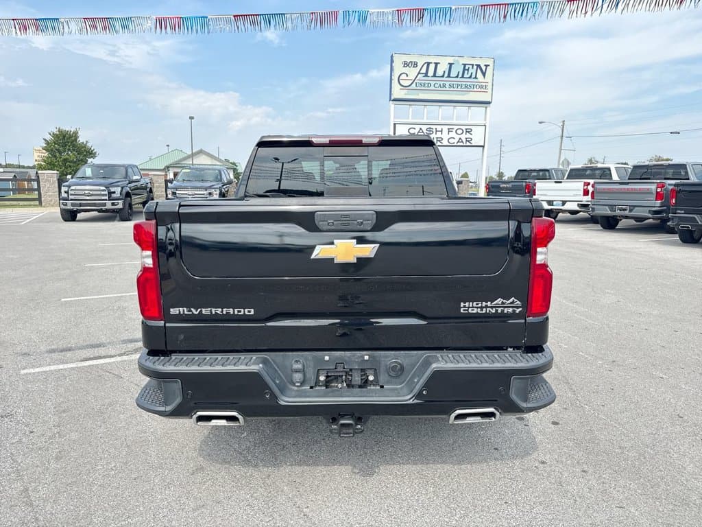 Pre-Owned 2021 Chevrolet Silverado 1500 High Country - photo - 17