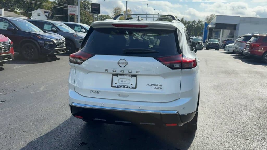 New 2026 Nissan Rogue Platinum - photo - 5