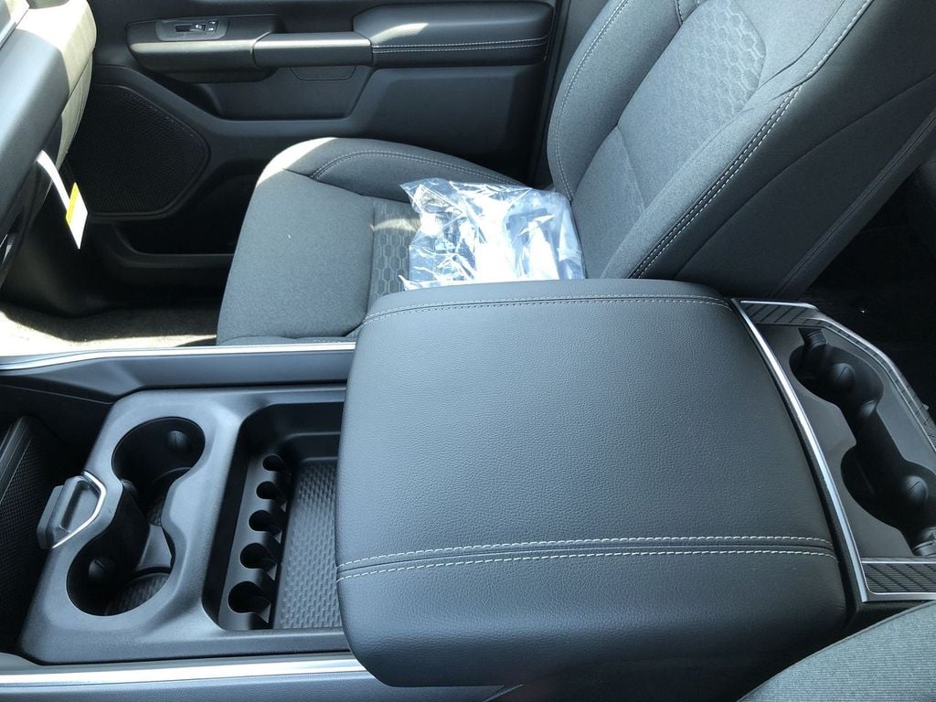 New 2026 Ram 1500 Big Horn/Lone Star - photo - 24