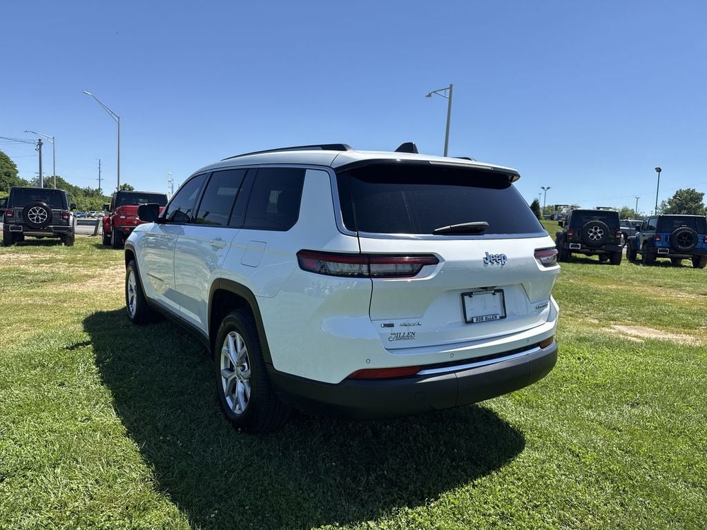Pre-Owned 2022 Jeep Grand Cherokee L Limited - photo - 11