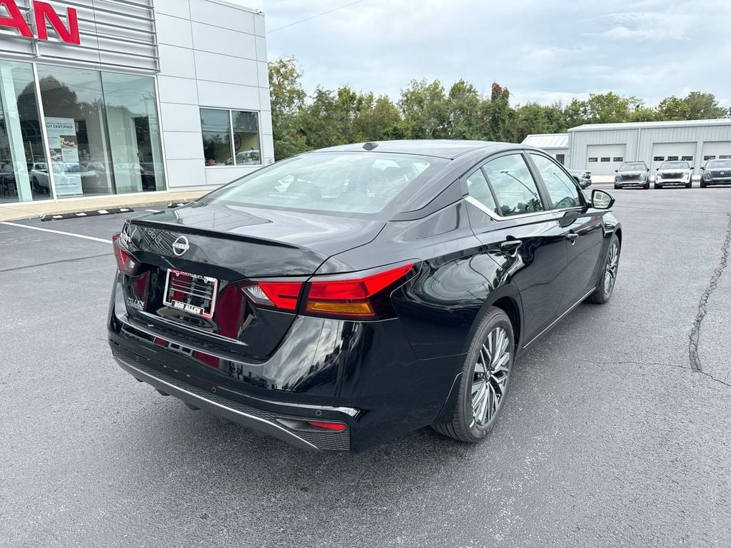 New 2026 Nissan Altima 2.5 SV - photo - 12
