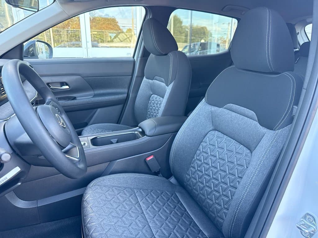 New 2027 Nissan Kicks SV - photo - 20
