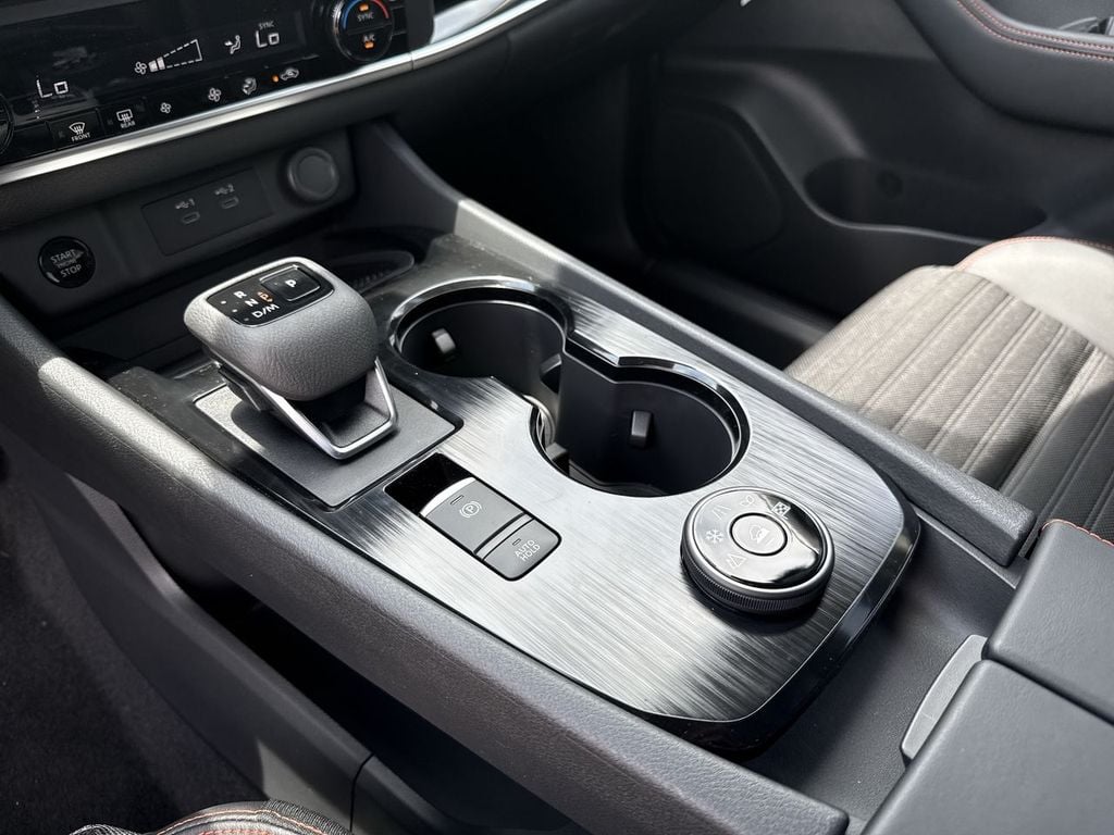 New 2026 Nissan Rogue Rock Creek - photo - 26