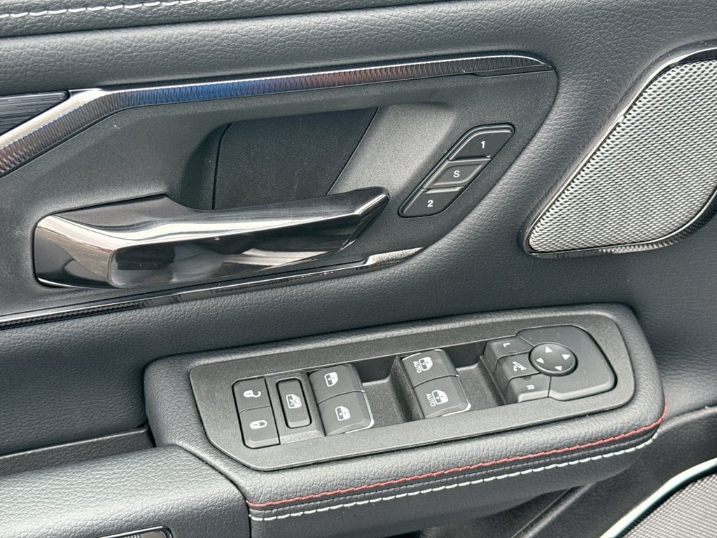 New 2026 Ram 1500 Laramie - photo - 19