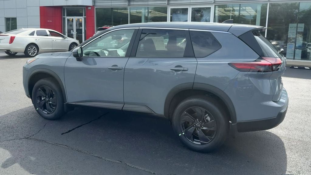 New 2026 Nissan Rogue SV - photo - 3