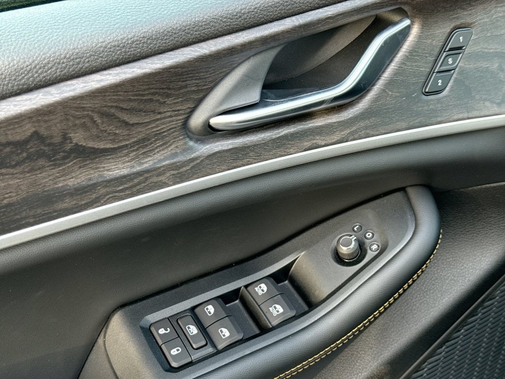 New 2026 Jeep Grand Cherokee L - photo - 21