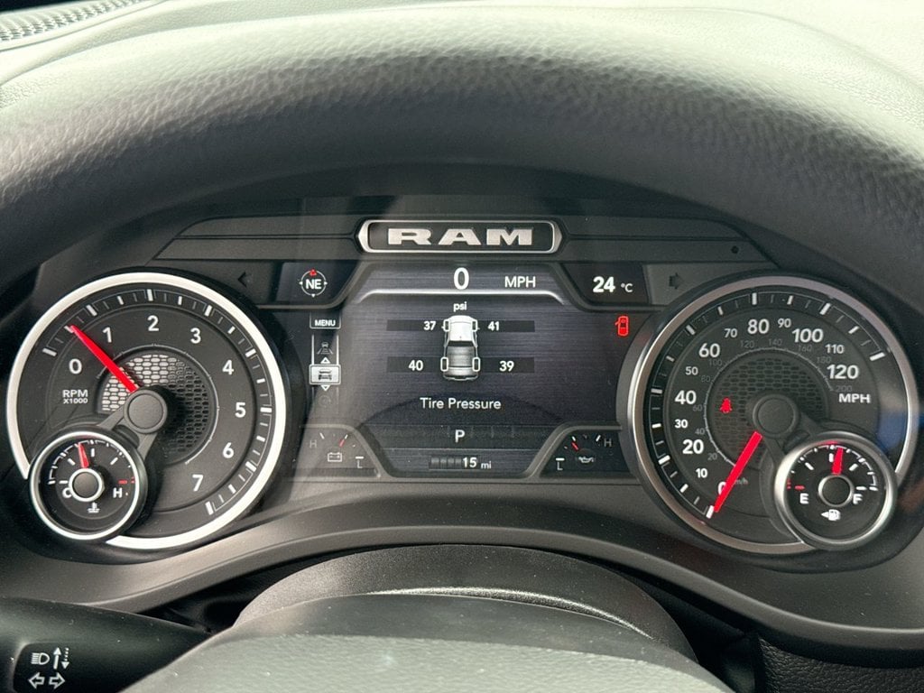New 2026 Ram 1500 Express - photo - 23
