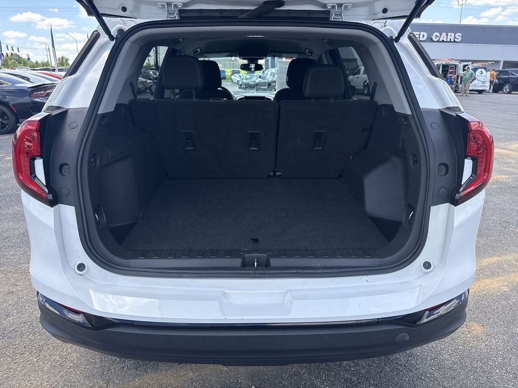 Pre-Owned 2022 GMC Terrain SLE - photo - 16