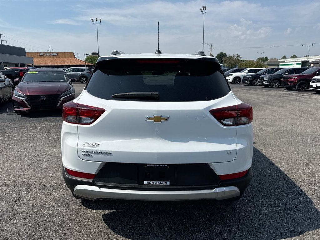 Pre-Owned 2024 Chevrolet TrailBlazer LT - photo - 17