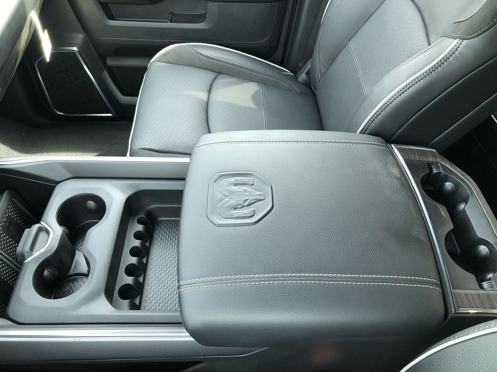 New 2026 Ram 2500 Laramie - photo - 24