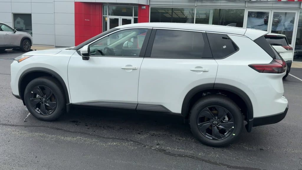 New 2026 Nissan Rogue SV - photo - 3