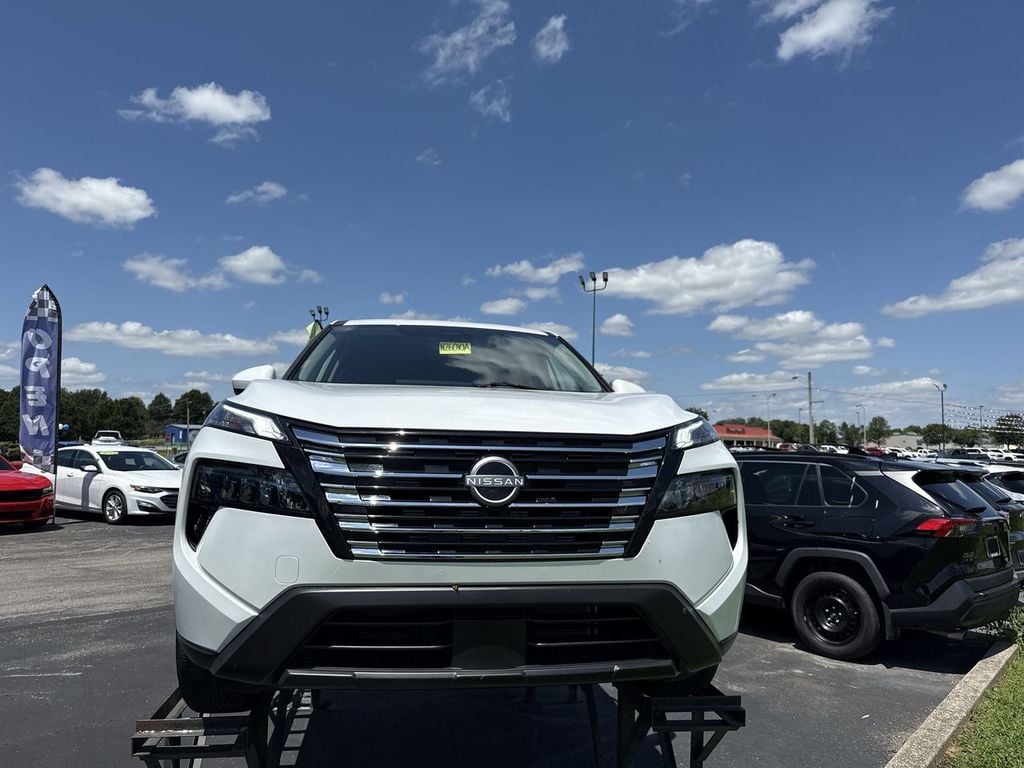 Pre-Owned 2026 Nissan Rogue SV - photo - 15