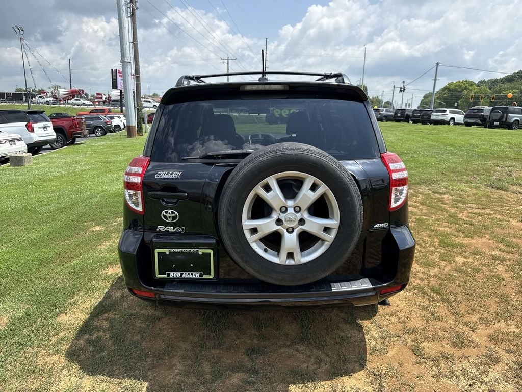 Pre-Owned 2012 Toyota RAV4 Base - photo - 9