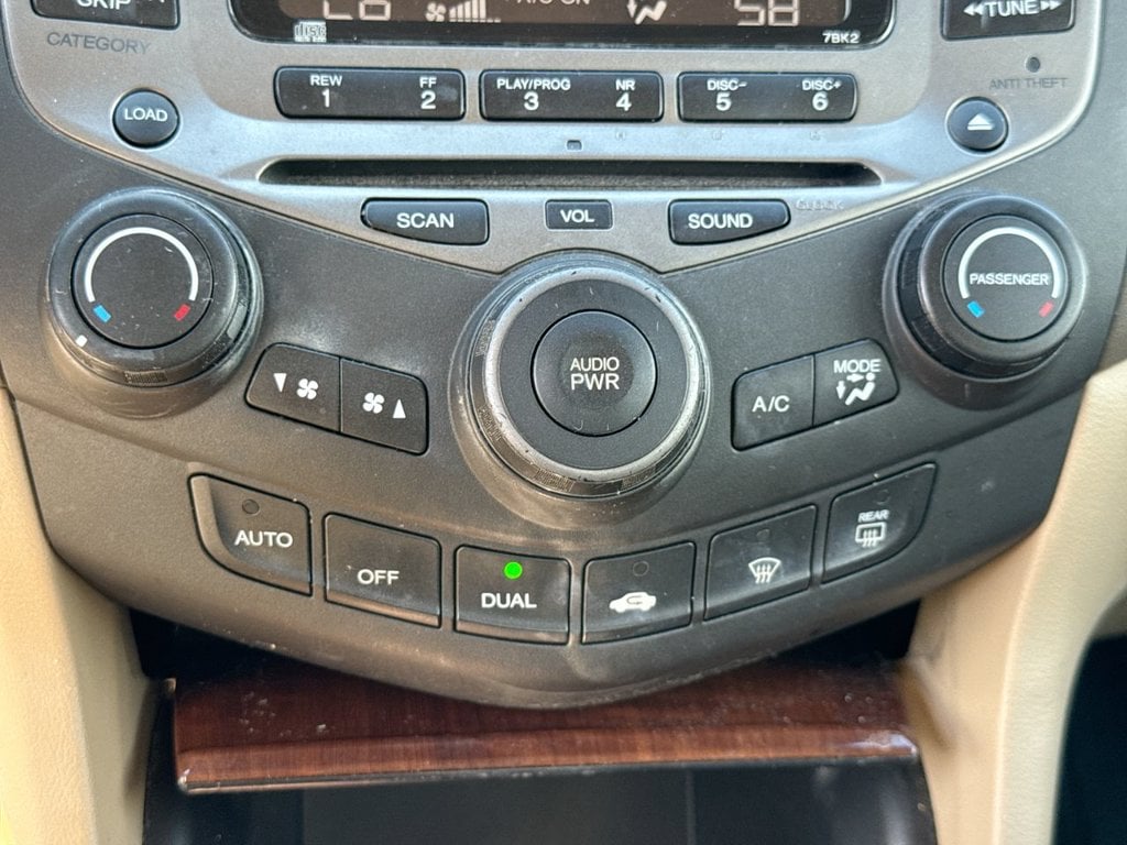 Pre-Owned 2007 Honda Accord EX-L - photo - 18