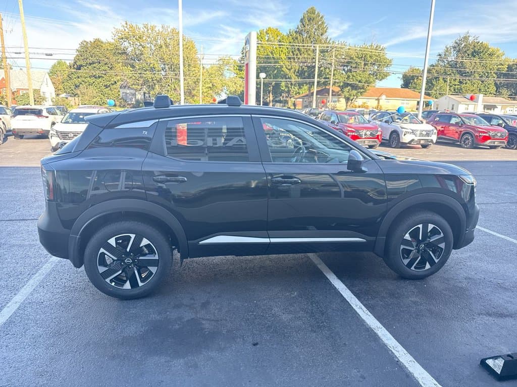 New 2027 Nissan Kicks SV - photo - 13