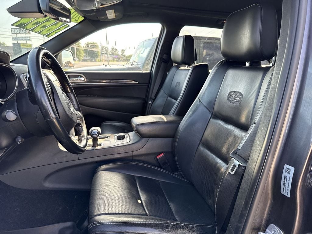 Pre-Owned 2014 Jeep Grand Cherokee Overland - photo - 13