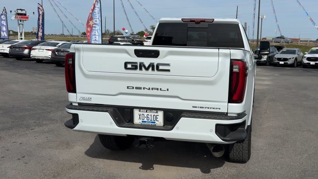 Pre-Owned 2026 GMC Sierra 2500HD Denali Ultimate - photo - 5