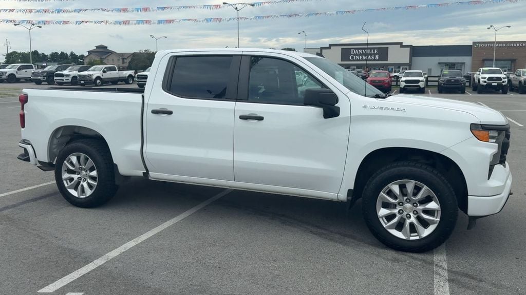 Pre-Owned 2022 Chevrolet Silverado 1500 Custom - photo - 7
