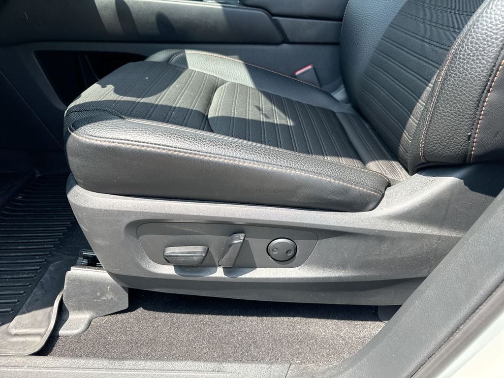Pre-Owned 2024 Nissan Pathfinder Rock Creek - photo - 22