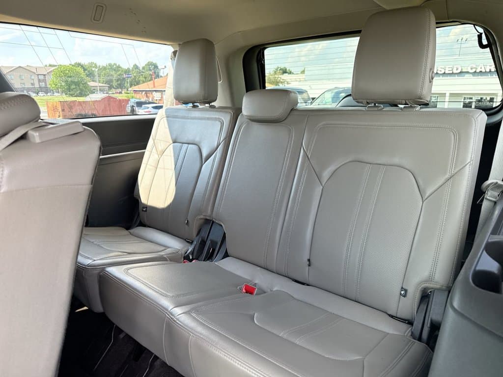 Pre-Owned 2019 Ford Expedition Max Limited - photo - 11