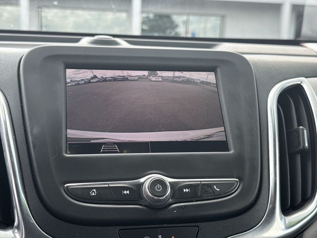 Pre-Owned 2022 Chevrolet Equinox LS - photo - 27