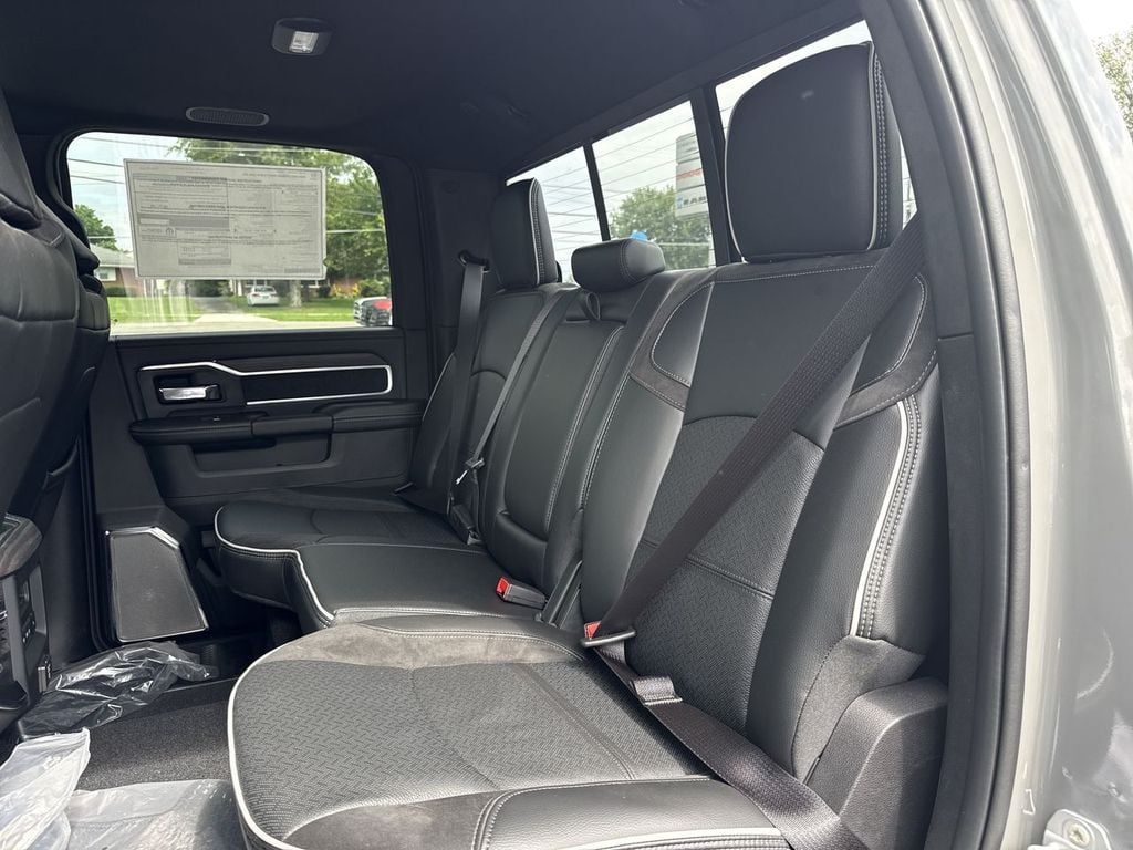 New 2026 Ram 2500 Laramie - photo - 18