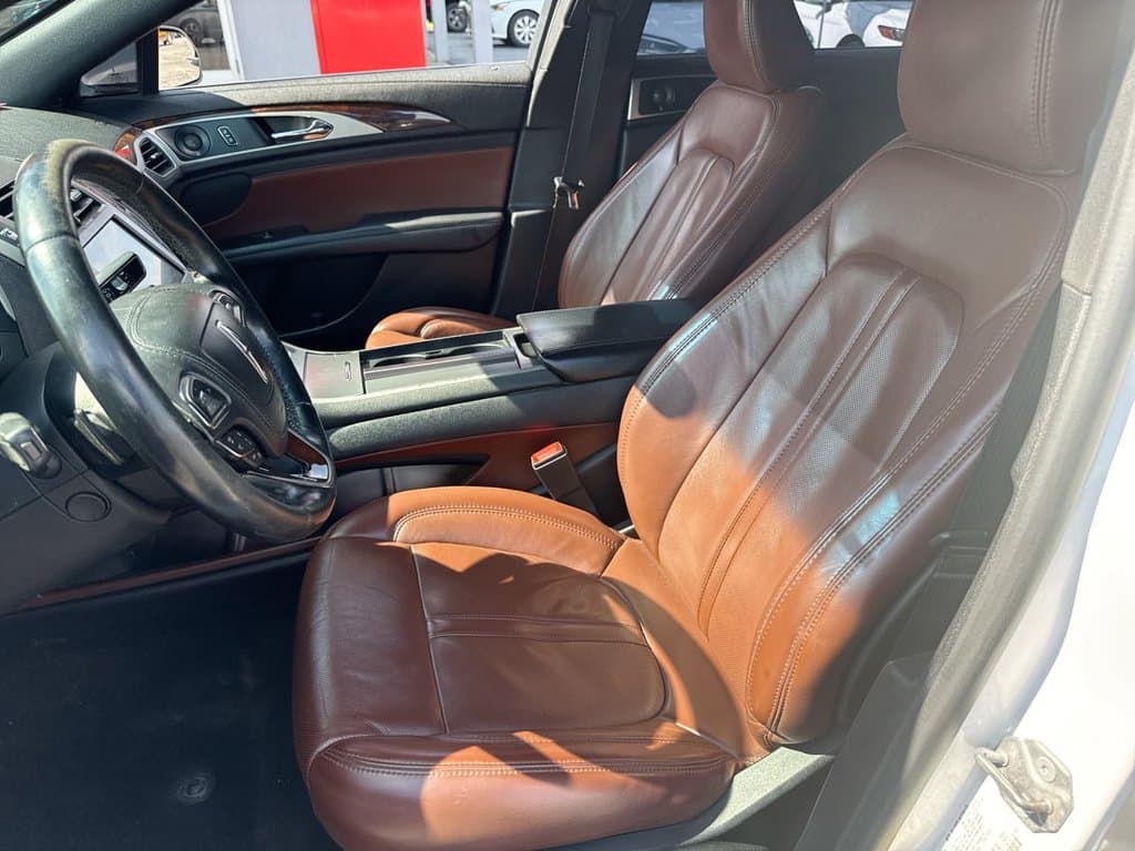 Pre-Owned 2020 Lincoln MKZ Reserve - photo - 12