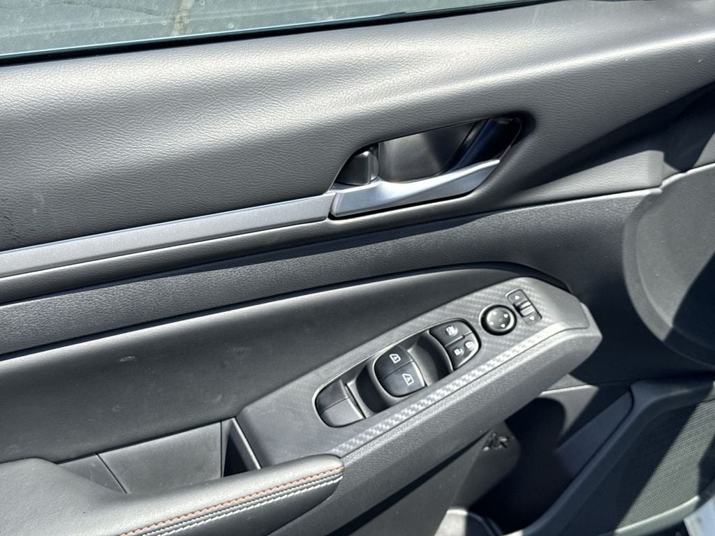 New 2026 Nissan Altima 2.5 SR - photo - 19