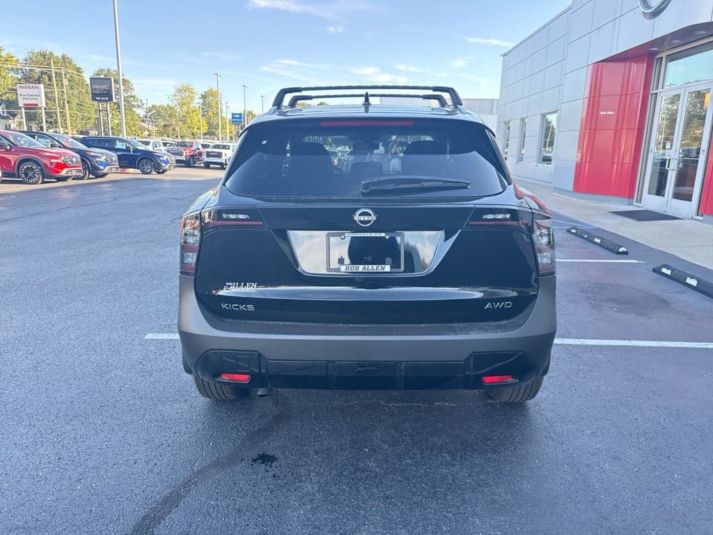 New 2027 Nissan Kicks SV - photo - 17