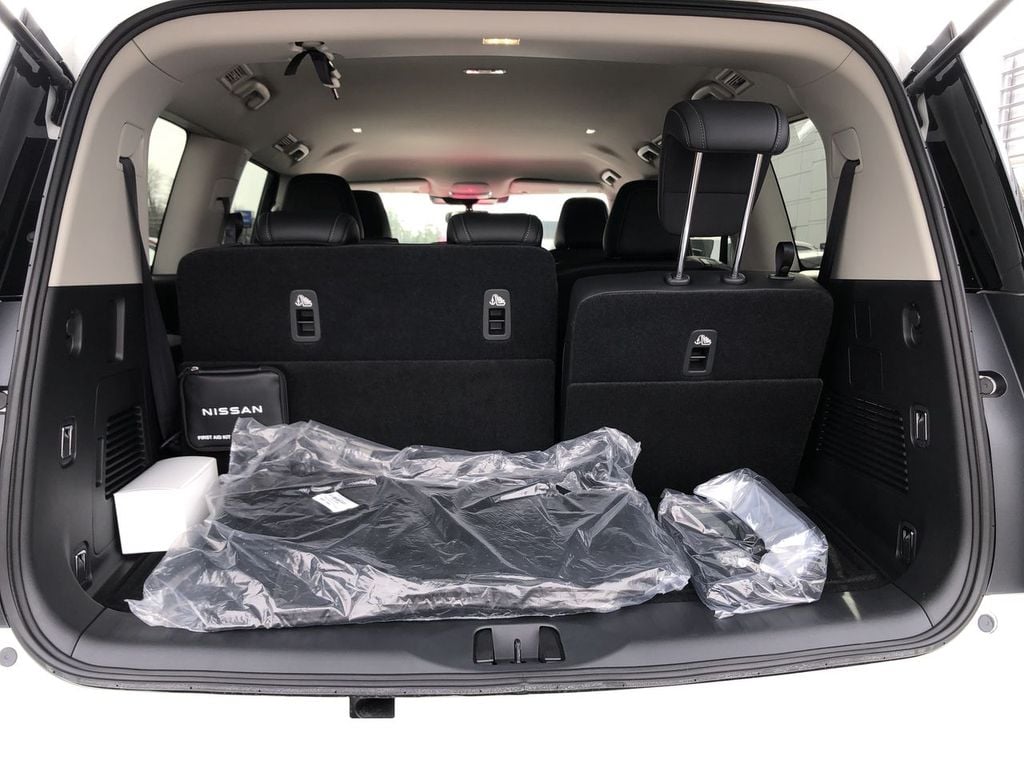 New 2026 Nissan Armada SV - photo - 16