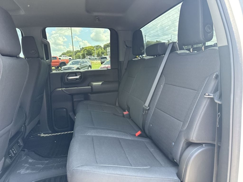 Pre-Owned 2026 Chevrolet Silverado 2500HD Custom - photo - 18