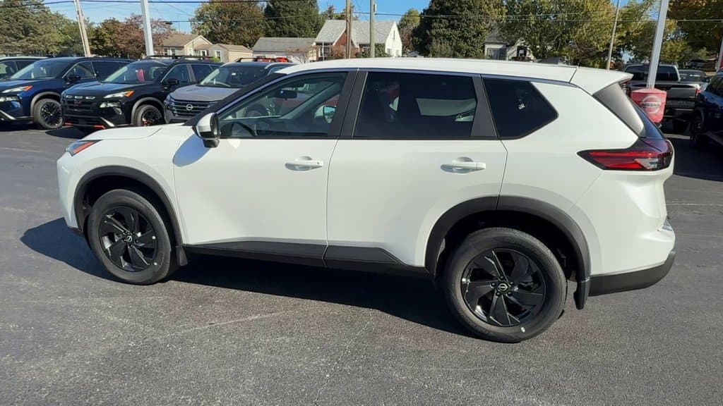 New 2026 Nissan Rogue SV - photo - 3