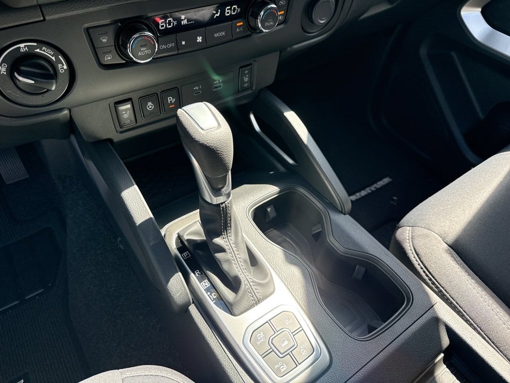 New 2026 Nissan Frontier SV - photo - 25