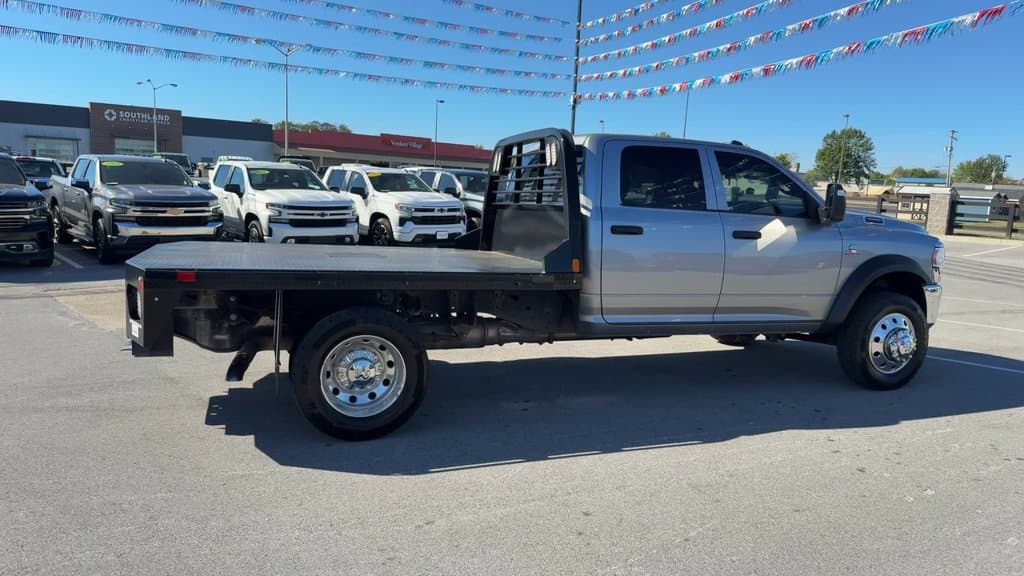 Pre-Owned 2024 Ram 4500HD Tradesman - photo - 6