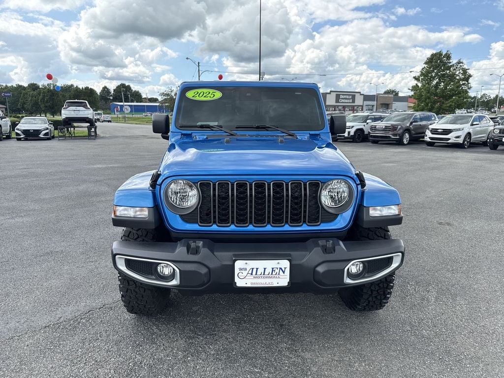 Pre-Owned 2025 Jeep Gladiator High Tide - photo - 15