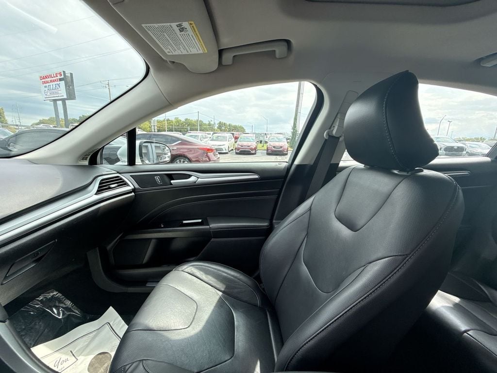Pre-Owned 2016 Ford Fusion Titanium - photo - 21